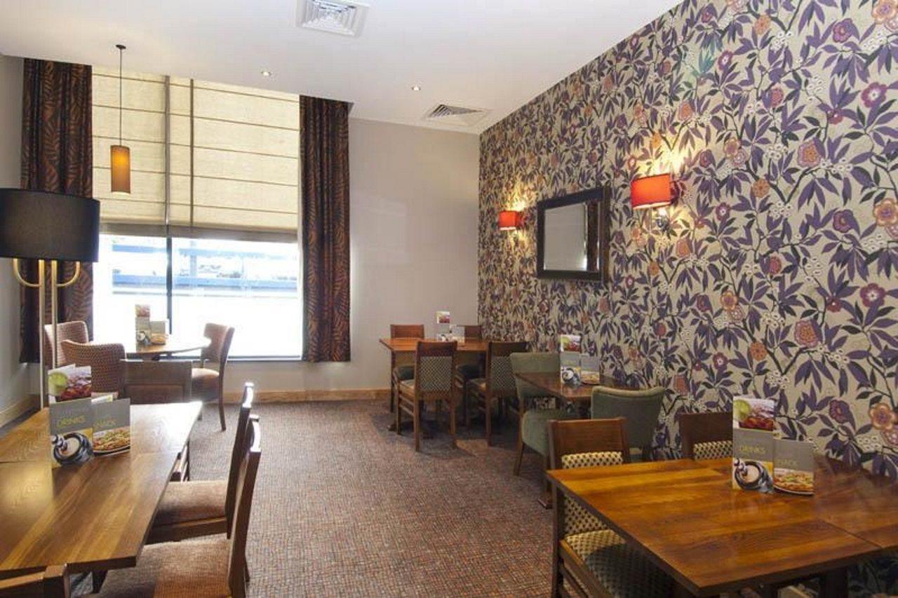 Premier Inn Manchester City 외부 사진